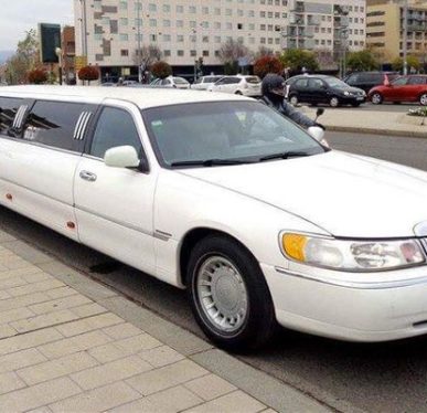 limusina-blanca-despedidas limusina-blanca-despedidas